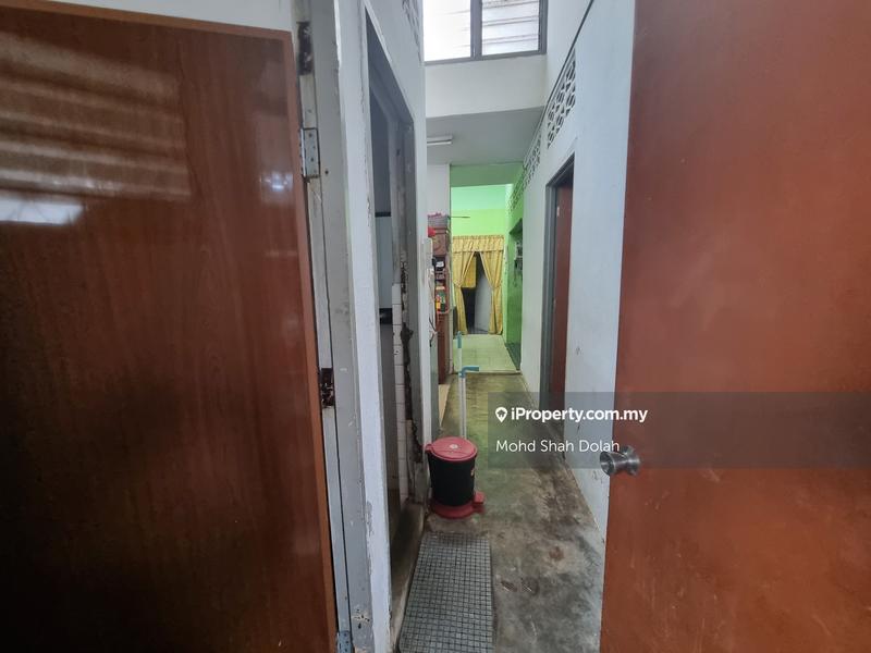 1-storey Terraced House for Sale in Ampang, Ampang by Mohd Shah Dolah - iProperty.com.my