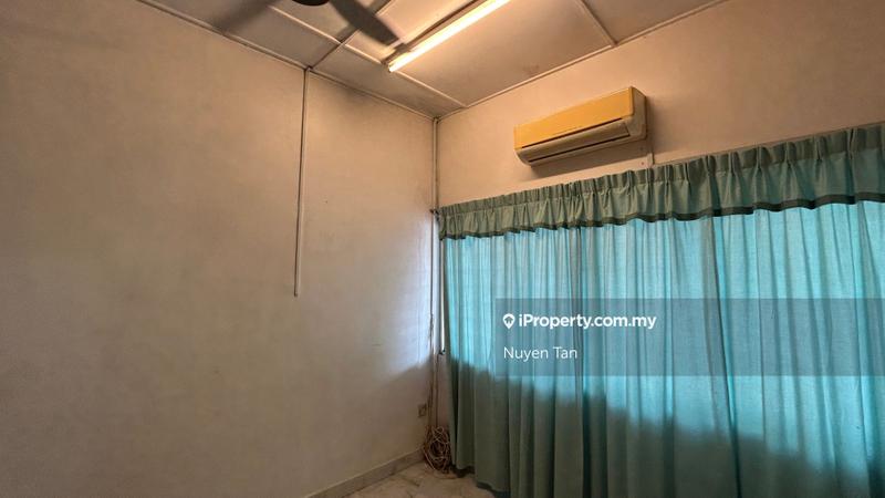 Rumah Berangkai 1 Tingkat untuk Dijual di h18l8, Petaling Jaya oleh Nuyen Tan - iProperty.com.my