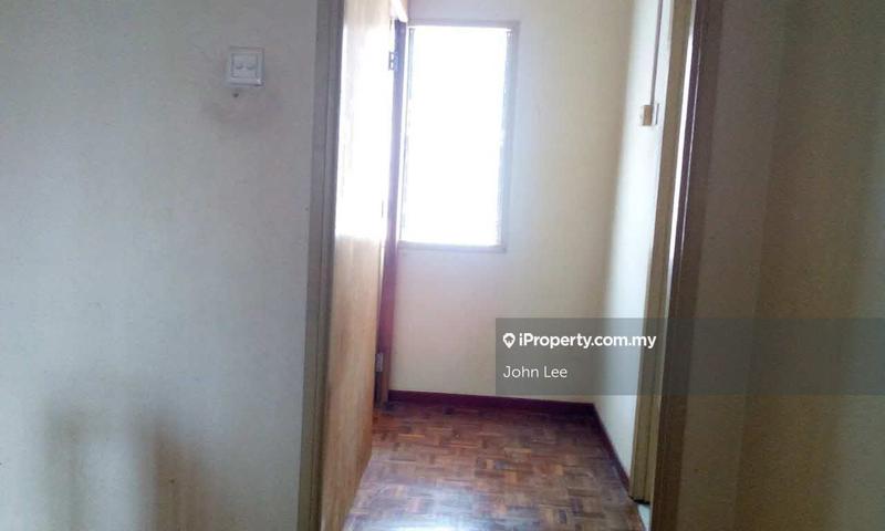 Rumah Berangkai 2 Tingkat untuk Dijual di Jalan Mahagoni 1, Batang Kali oleh John Lee - iProperty.com.my