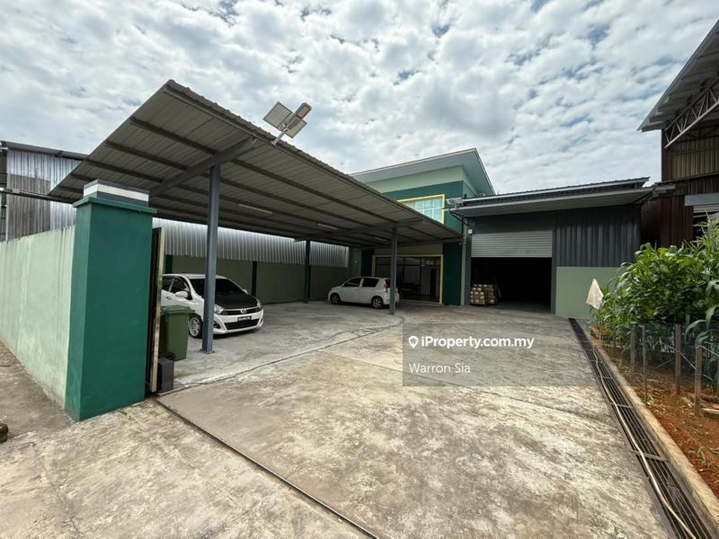 For Sale - RH Park, 9½ Mile Warehouse