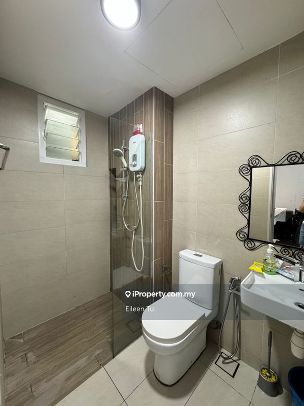 Residensi Servis untuk Dijual di RYAN & MIHO oleh Eileen Tu - iProperty.com.my