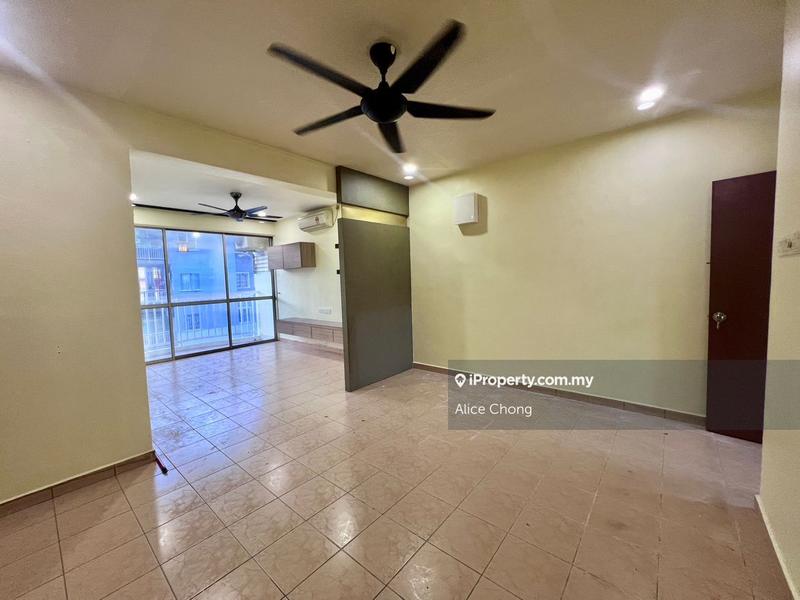 For Sale - Putri Ria Apartment