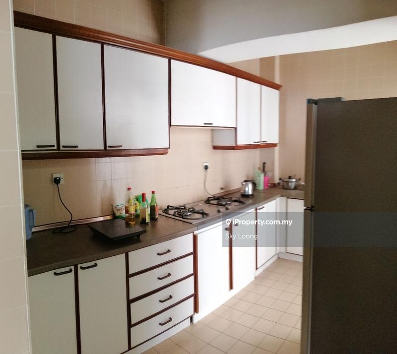 Kondominium untuk Dijual di Pantai HillPark 1 oleh Sky Loong - iProperty.com.my