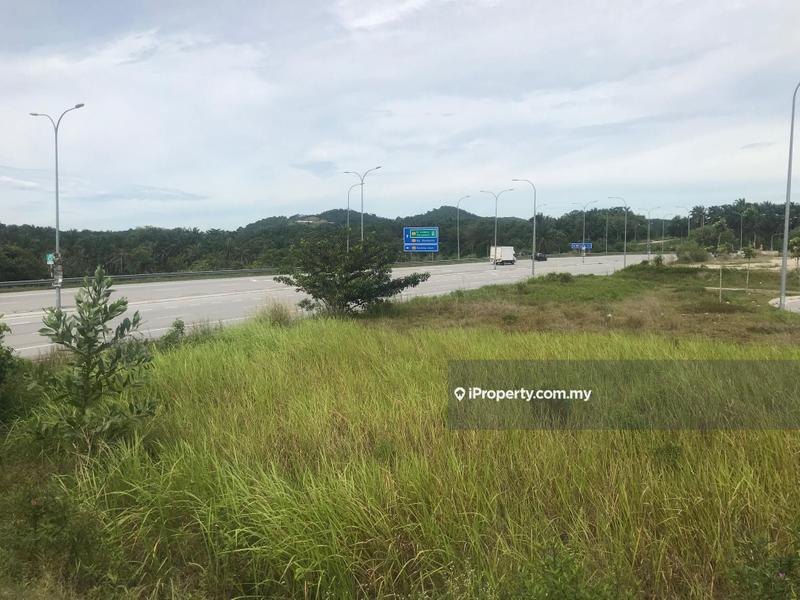 For Sale - Petrol Station Land at Techpark @Bandar Enstek