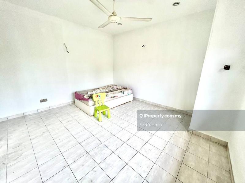 Rumah Berkembar untuk Dijual di Seksyen 7, Shah Alam oleh Fikri Yasmin - iProperty.com.my