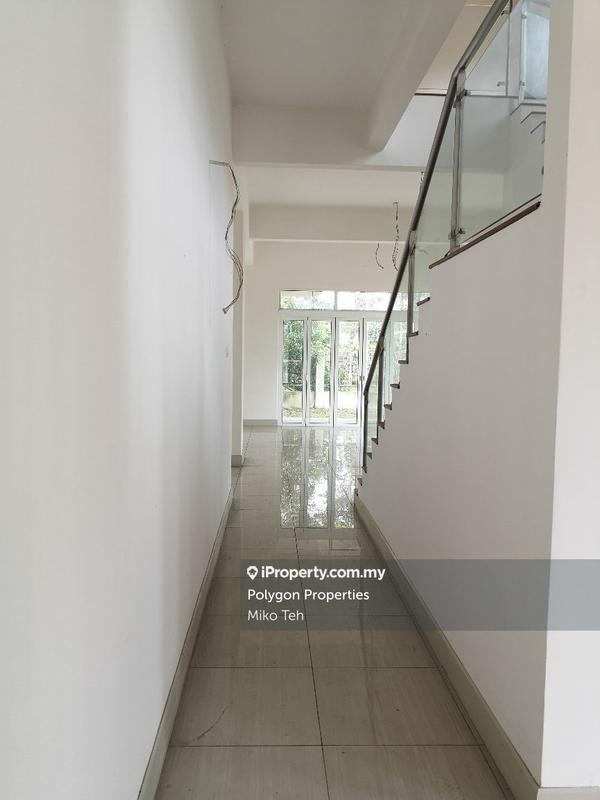 Banglo untuk Dijual di Taman Equine, Seri Kembangan oleh Miko Teh - iProperty.com.my