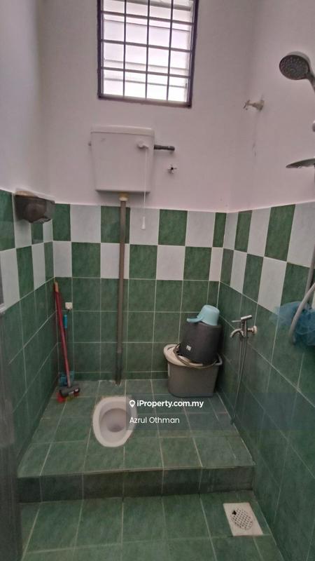 Rumah Teres 1-Tingkat untuk Dijual di Taman Intan Duyung, Port Dickson oleh Azrul Othman - Bathroom - iProperty.com.my