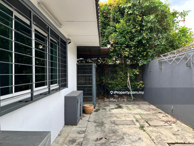 Bungalow House for Sale in Seksyen 4, Petaling Jaya by Mary Fung - iProperty.com.my