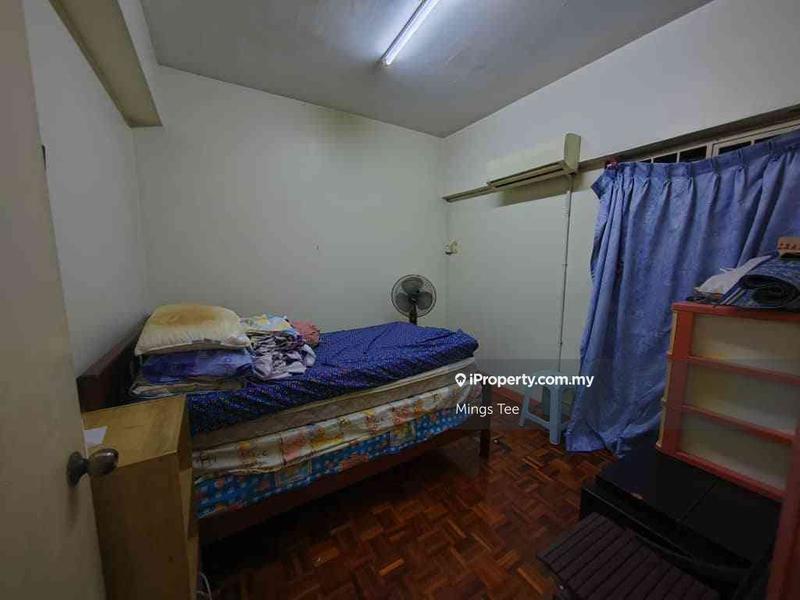 Pangsapuri untuk Dijual di Aman Puri Apartment oleh Mings Tee - iProperty.com.my