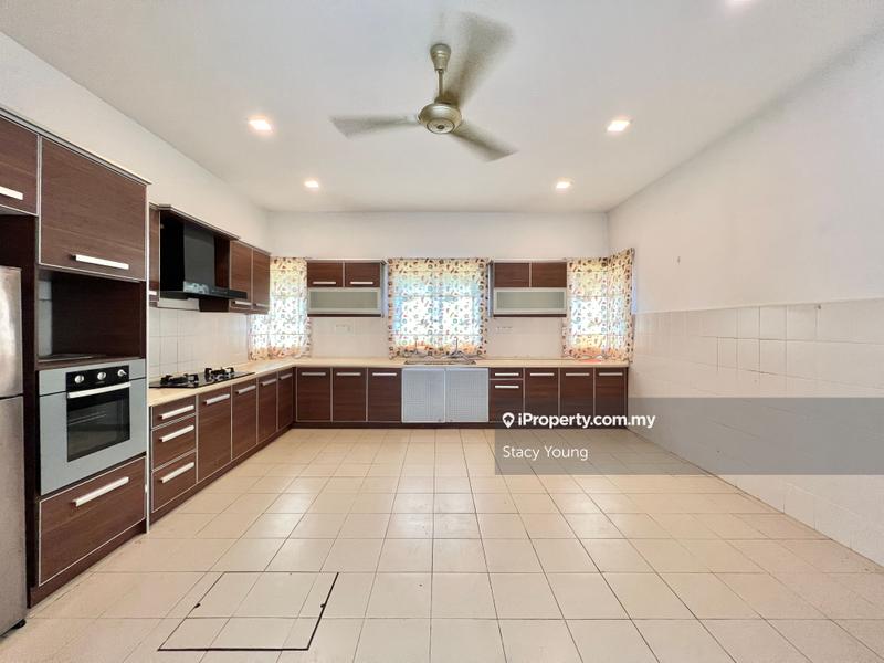 Rumah Berkembar untuk Dijual di Batu 9, Cheras oleh Stacy Young - iProperty.com.my