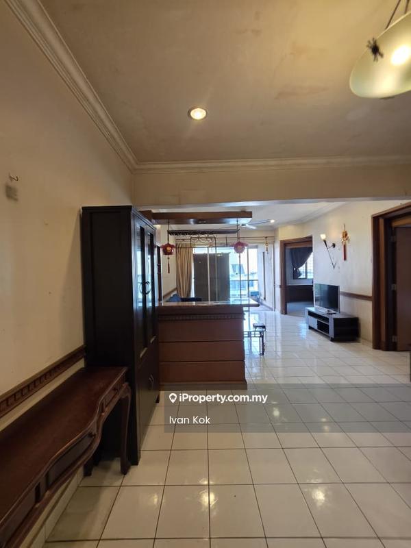 Condominium for Sale in Riana Green Condominium by Ivan Kok - Living Room - iProperty.com.my