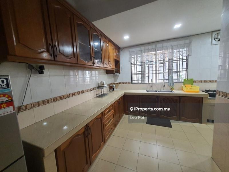 2-storey Terraced House for Sale in Taman Pinggiran Putra, Seri Kembangan by Leo Koh - iProperty.com.my