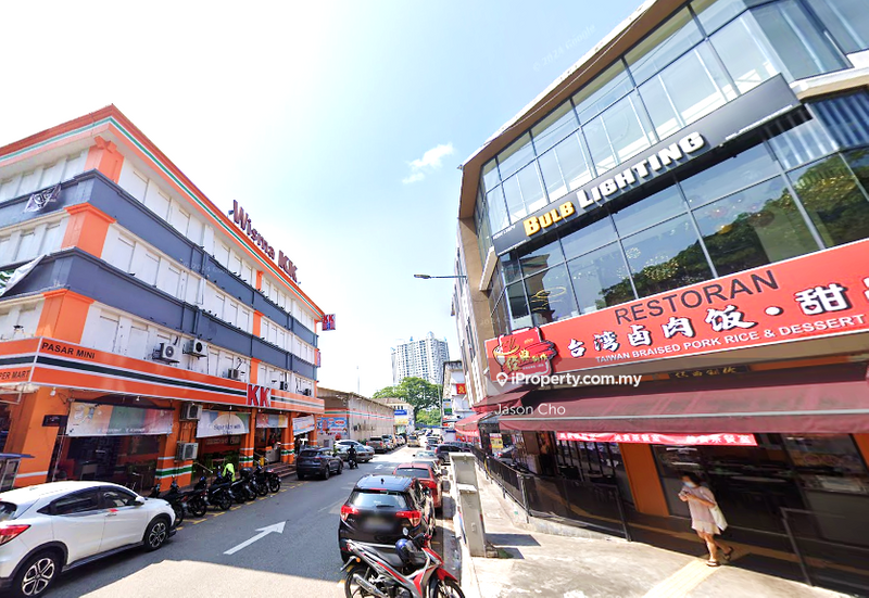 For Sale - ROI 4.7% CORNER SHOP BUSY STREET, PRIME LOCATION