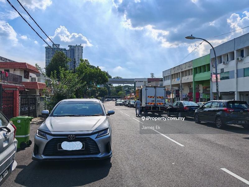 Rumah Teres 2-Tingkat untuk Dijual di Taman Pertama, Cheras oleh James Ek - iProperty.com.my