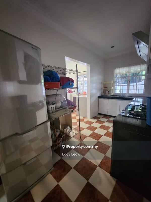 Bungalow House for Sale in Taman Cempaka, Klebang by Eddy Leow - iProperty.com.my