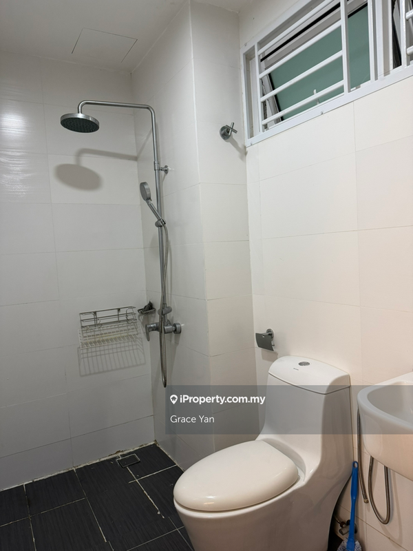 For Rent - Twin Galaxy (Dwi Galaksi)