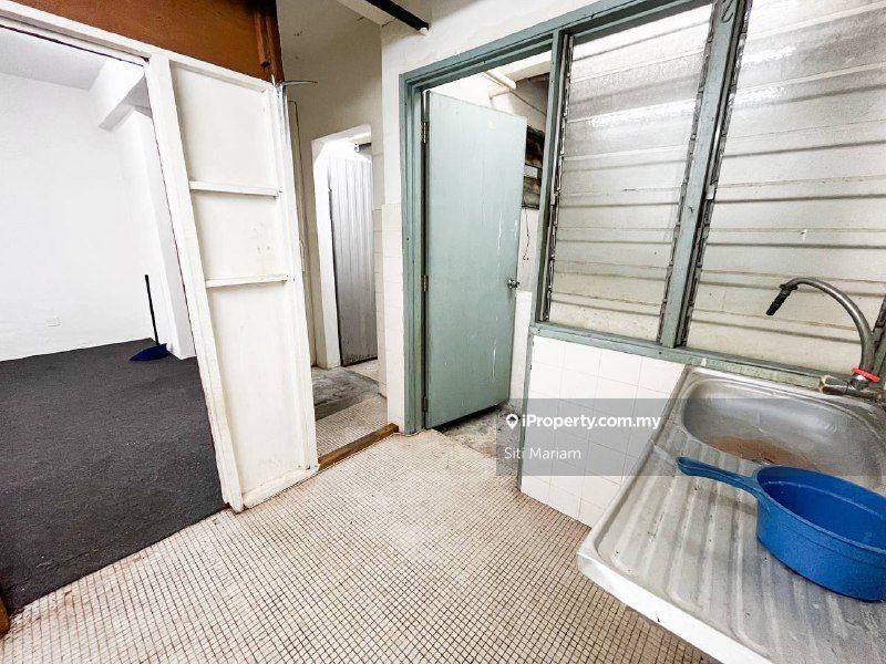 Shop-Office for Sale in Ampang, Ampang by Siti Mariam - iProperty.com.my