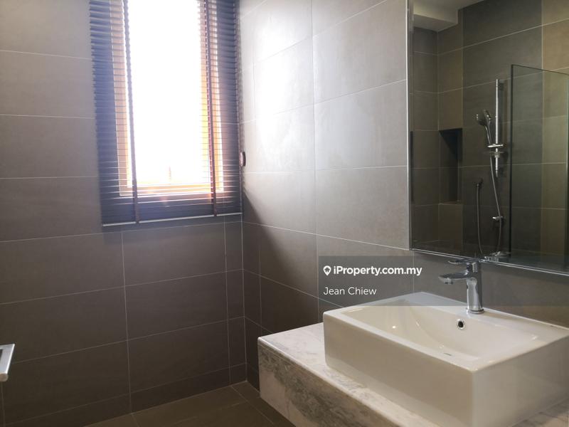 Condominium for Sale in Residensi R8 by Jean Chiew - iProperty.com.my