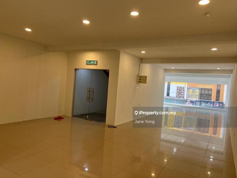 Ruang-Niaga untuk Disewa di Taman Danau Desa, Taman Desa oleh Jane Yong - iProperty.com.my