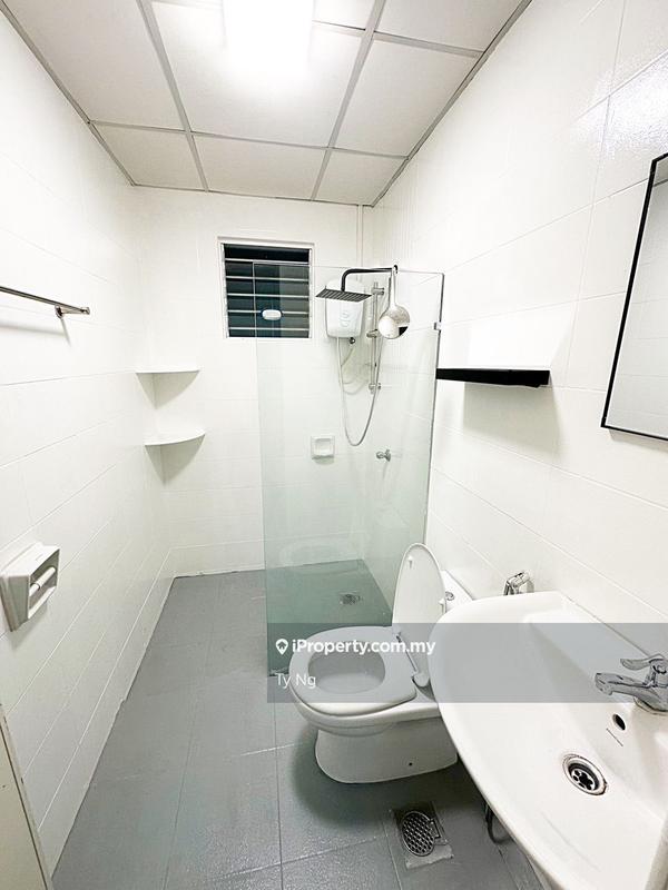 Service Residence for Rent in Subang Avenue by Ty Ng - iProperty.com.my