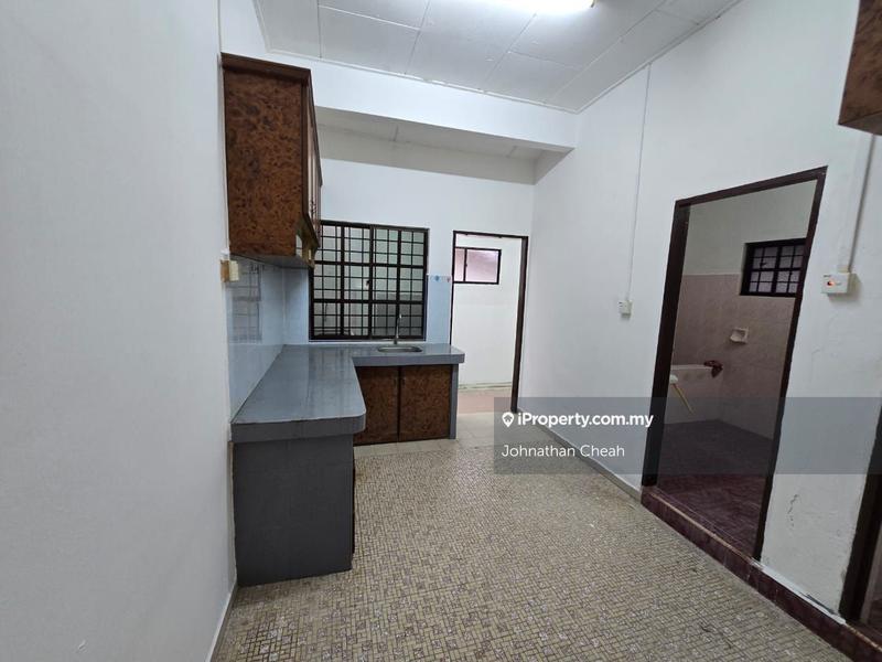Semi-Detached House for Sale in Taman Semarak, Taiping by Johnathan Cheah - iProperty.com.my