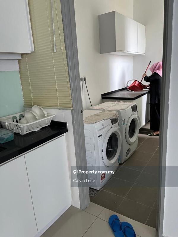 Kondominium untuk Disewa di Dwiputra Residences oleh Calvin Loke - iProperty.com.my