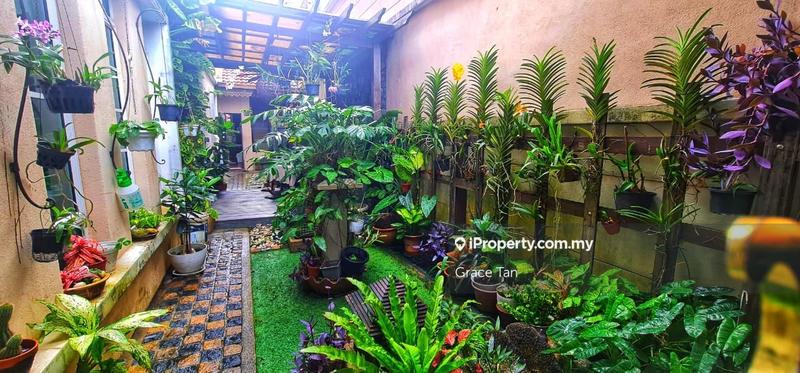 Bungalow House untuk Dijual di Bandar Putra Permai, Seri Kembangan oleh Grace Tan - iProperty.com.my