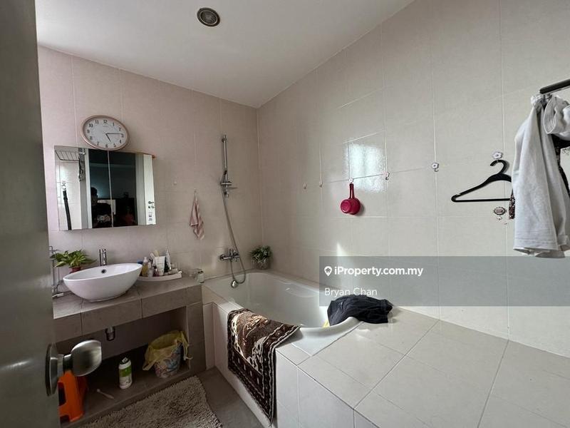Service Residence for Sale in Subang Olives Residence by Bryan Chan - iProperty.com.my