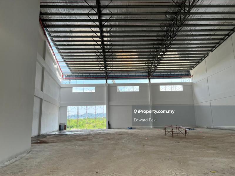 Kilang Teres untuk Disewa di Taman Perindustrian Subang, Subang Jaya oleh Edward Pek - iProperty.com.my