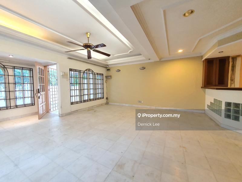 Rumah Berangkai 2 Tingkat untuk Dijual di Subang Jaya, Selangor oleh Derrick Lee - iProperty.com.my