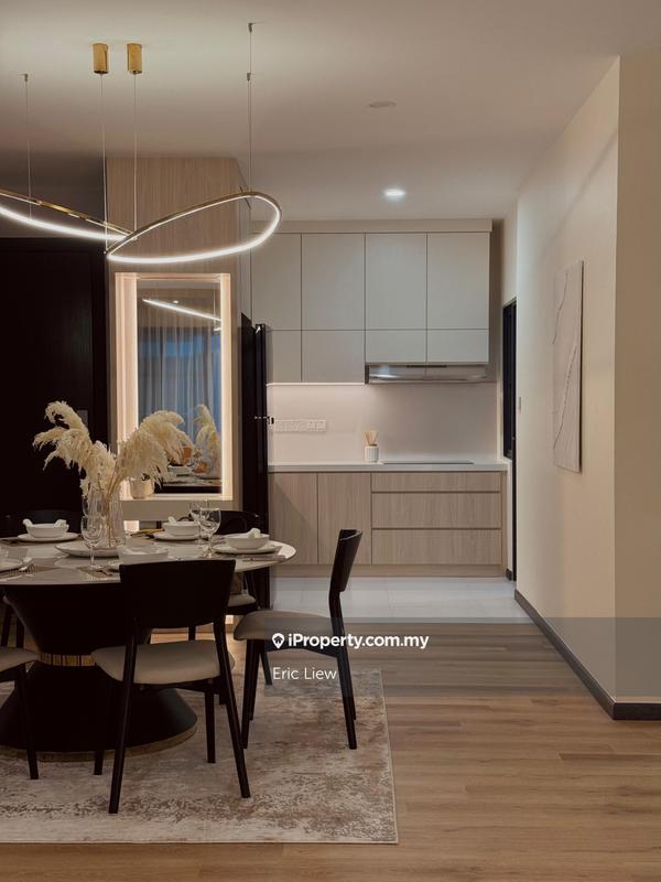 For Sale - Sapphire On The Park