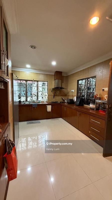 Rumah Berangkai 2 Tingkat untuk Dijual di Damai Perdana Corner House, Cheras oleh Vanny Lum - iProperty.com.my