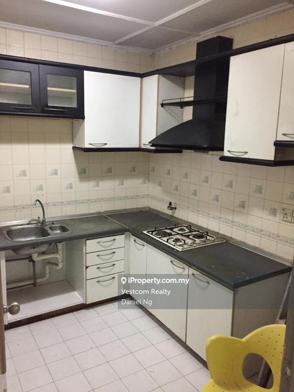 Pangsapuri untuk Dijual di Ixora Apartments oleh Daniel Ng - iProperty.com.my