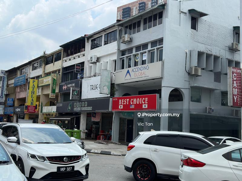 Kedai untuk Disewa di Kuala Lumpur, Jalan Klang Lama (Old Klang Road) oleh Vic Tan - Exterior - iProperty.com.my