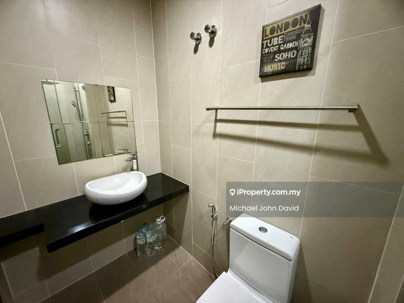 Rumah Bandar untuk Disewa di Taman Melawati, Ulu Kelang oleh Micheal JD - Bathroom - iProperty.com.my