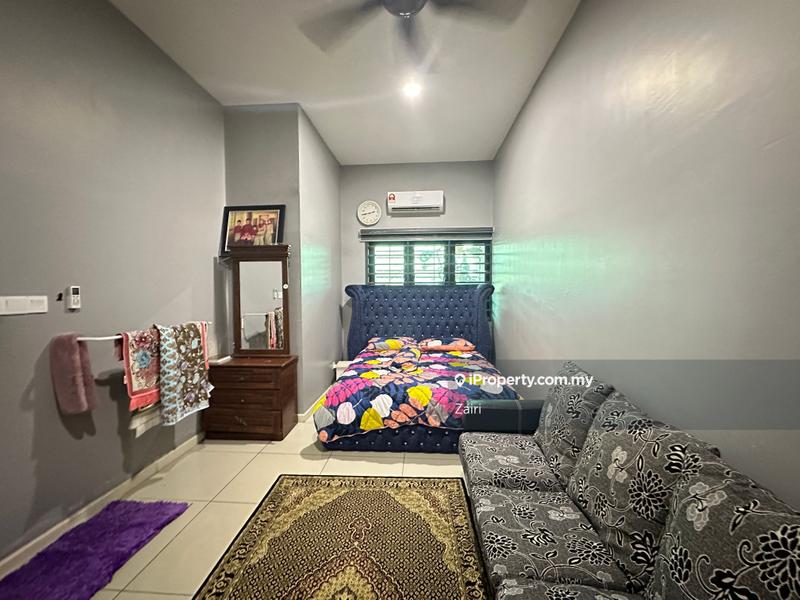Rumah Teres 2-Tingkat untuk Dijual di Taman Cahaya Alam, Shah Alam oleh Zairi - iProperty.com.my