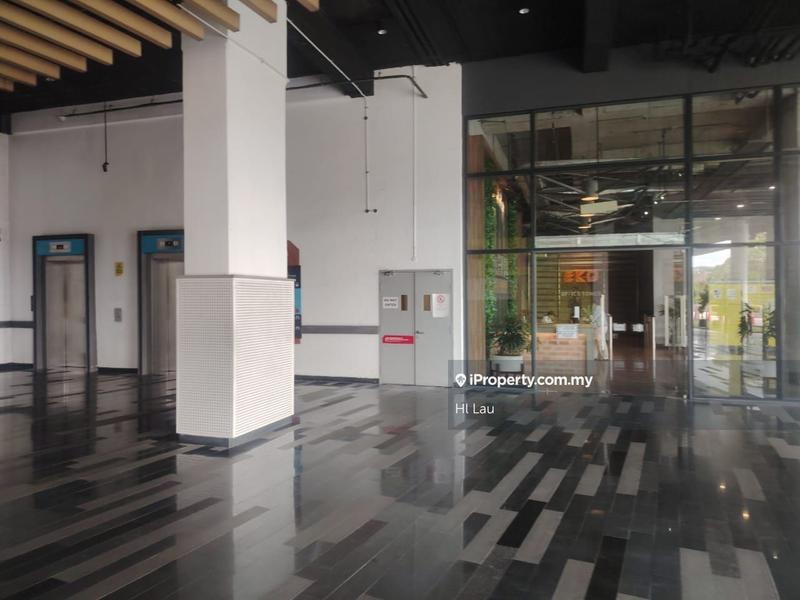 For Rent - Renovated Spacious Corner Office @ EkoCheras Mall