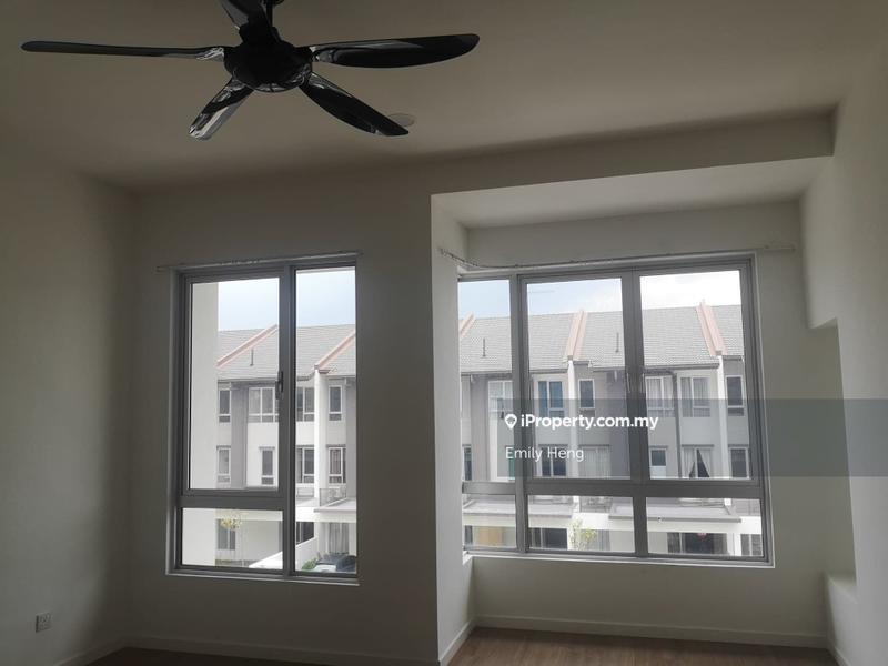 3-storey Terraced House for Sale in Telok Panglima Garang, Selangor by Emily Heng - iProperty.com.my