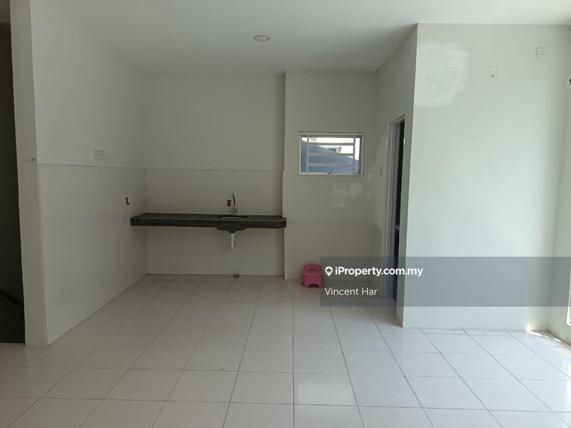 Townhouse for Sale in Taman Permatang Maju, Sitiawan by Vincent Har - iProperty.com.my