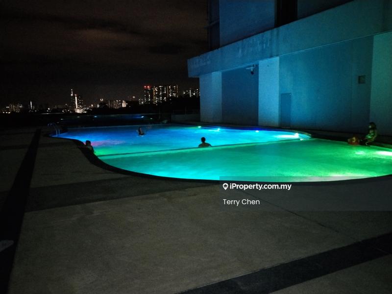 Service Residence for Rent in City of Green by Terry Chen - Pool - iProperty.com.my