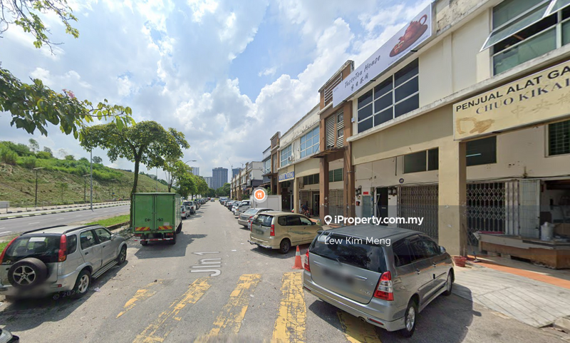 For Sale - Fadason Park 2 Storey Shop