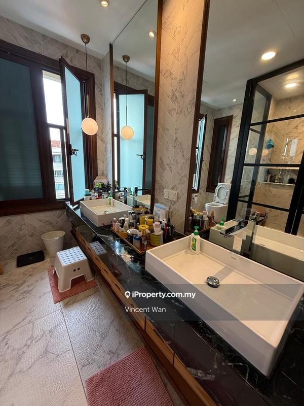 For Sale - Desa Damansara 2