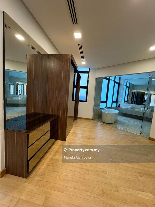 For Sale - Gallery @ U-Thant