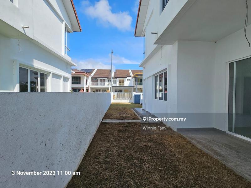 Semi-Detached House for Sale in Raub, Raub by Winnie Fam - iProperty.com.my