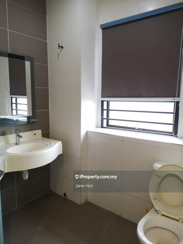 Townhouse for Sale in 16 Sierra, Puchong by Jane Hor - iProperty.com.my