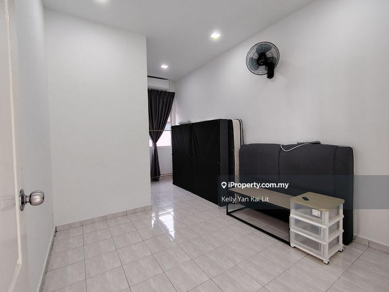 Rumah Teres 2-Tingkat untuk Dijual di Bandar Bukit Tinggi, Klang oleh Kelly Yan Kai Lit - iProperty.com.my