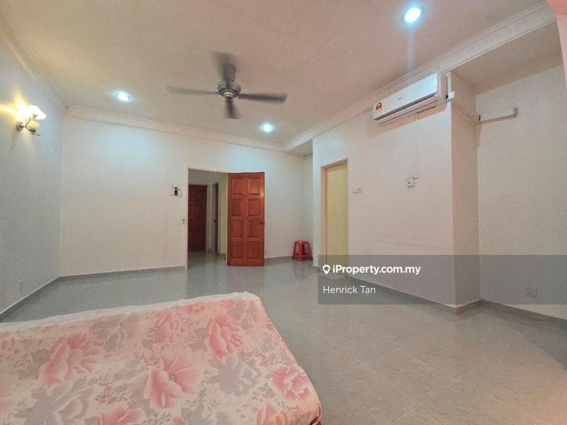 Rumah Teres 2-Tingkat untuk Dijual di Taman Puncak Kinrara, Bandar Kinrara oleh Henrick Tan - iProperty.com.my