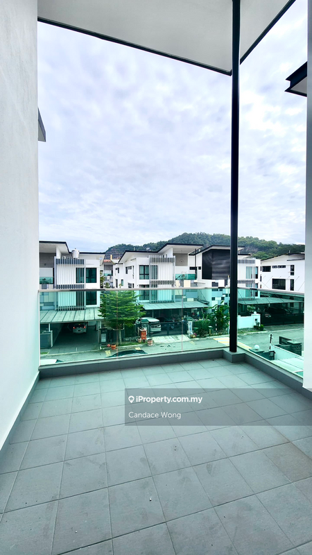 Rumah Berkembar untuk Dijual di Taman Villa Perdana, Kajang oleh Candace Wong - iProperty.com.my