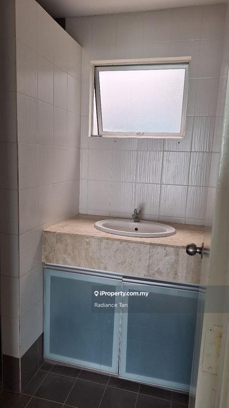 Rumah Bandar untuk Dijual di Kampung Sungai Kayu Ara, Petaling Jaya oleh Radiance Tan - iProperty.com.my