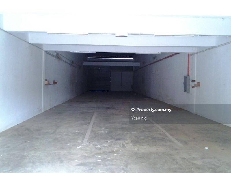 Terrace Factory for Sale in Taman Universiti Indah, Seri Kembangan by Yzan Ng - iProperty.com.my